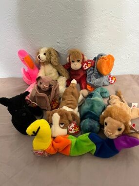 Lot of 10 Beanie Babies
